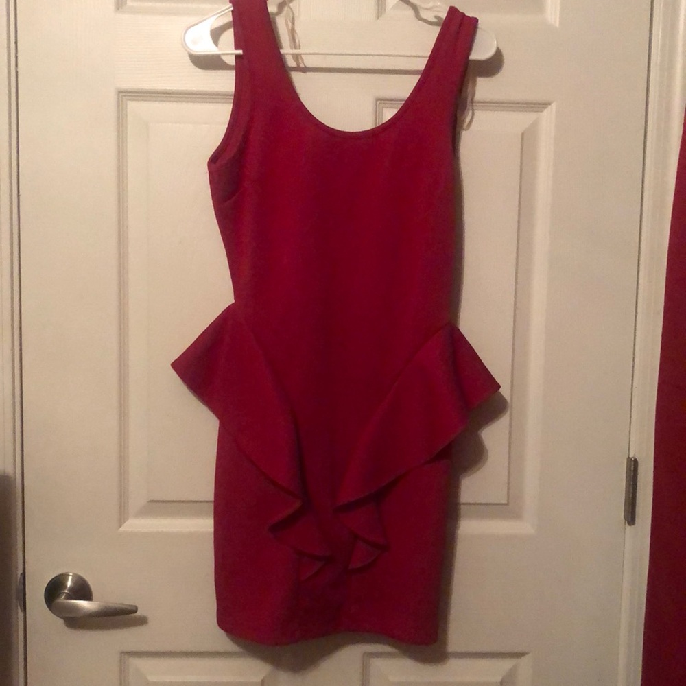 Timing red dress